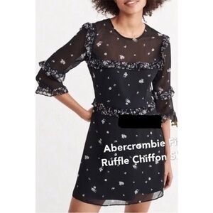 🍕Abercrombie & Fitch Chiffon Floral Ruffle Dress